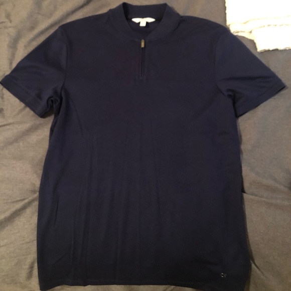 Calvin Klein t shirt - Picture 1 of 4